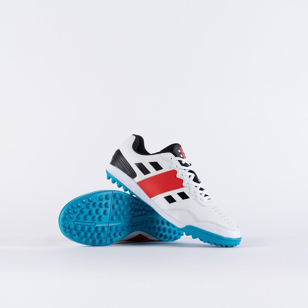 Nike rubber cricket shoes online