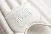 Newbery SPS Elite White Cricket Batting Pads / Legguards