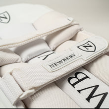 Newbery N Series White Cricket Batting Pads / Legguards - AMBIDEXTROUS